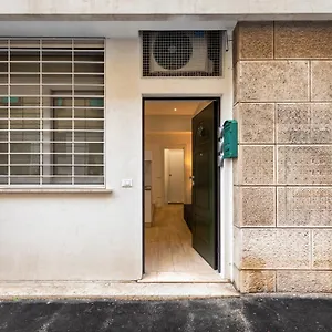 Homs Boutique , Roma Italia